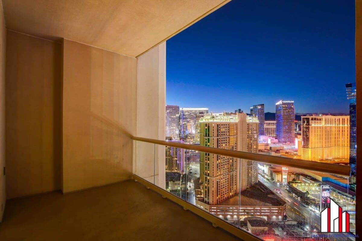 Mgm Signature-33-711 F1 Track & Strip View Balcony Las Vegas Bagian luar foto